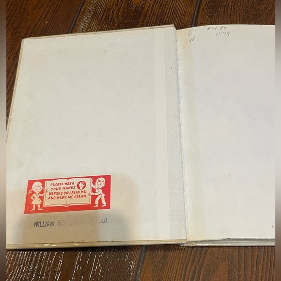 Vintage 1965 Lyle, Lyle Crocodile Hardcover Book - Picture 3 of 10